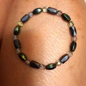 Women's  small stretch GENUINE hematite magnetic bracelet helps w Carpuls Tunnel